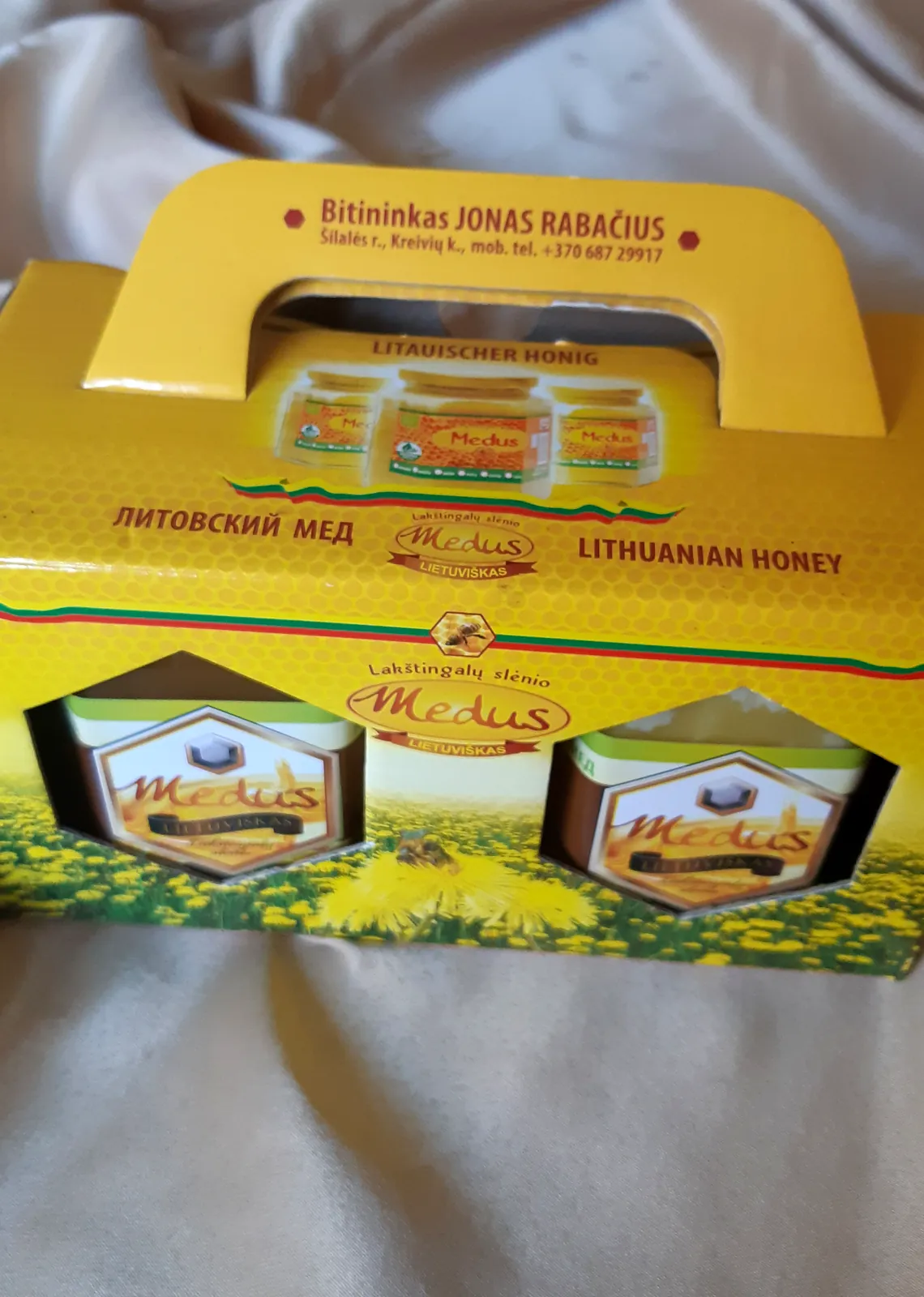 Medaus rinkinys dėžutėje